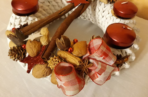 Adventní věnec z papíru — foto 4