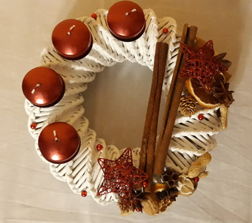 Adventní věnec z papíru — foto 2