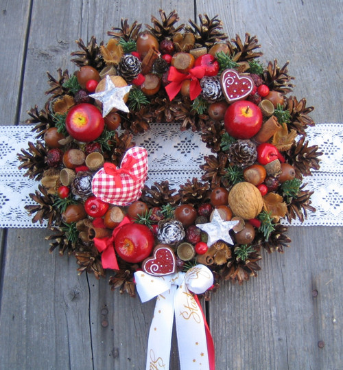 Adventní věnec se srdíčky — foto 2