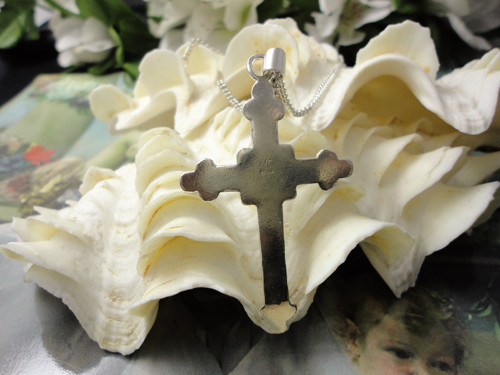 Stříbrný kříž s chrysoprasem — foto 3