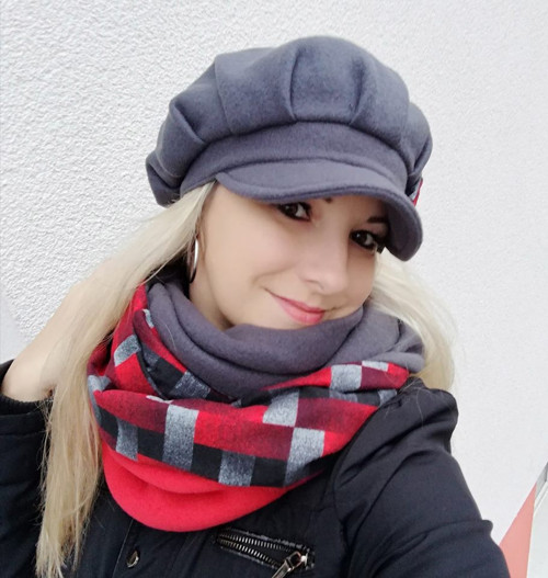 Tmavě šedá čepice bekovka — foto 2