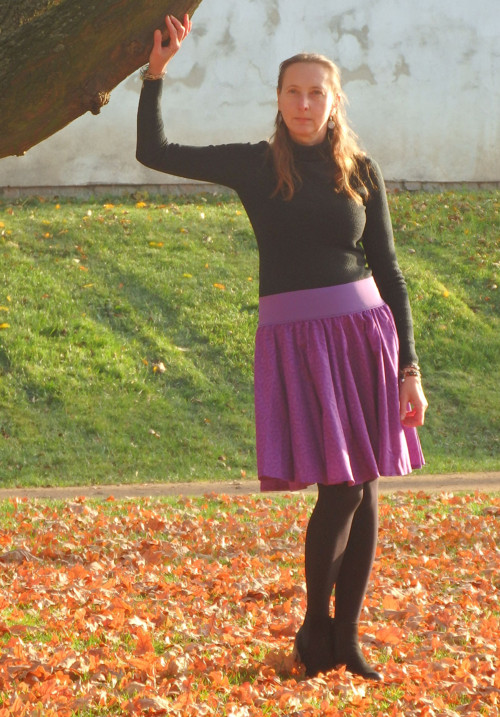 Opravdická kolová, fialová — foto 3