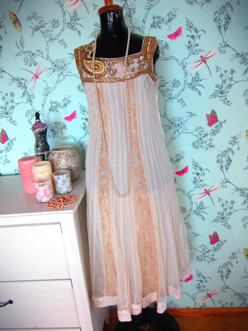 Šaty Art deco look — foto 4