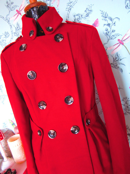 Kabát famous red — foto 2