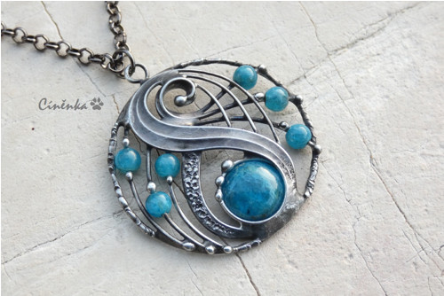 Amulet s apatitem- cínovaný náhrdelník — foto 2