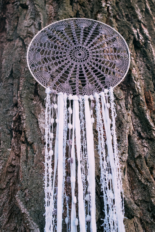 Háčkovaný lapač snů – ⌀ 25 cm — foto 3