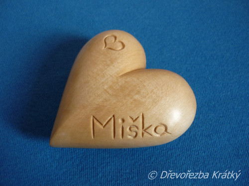 Vyřezávané srdce se jménem — foto 3