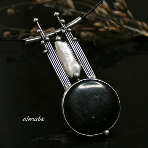 Protiklady - obsidián a perla — foto 2