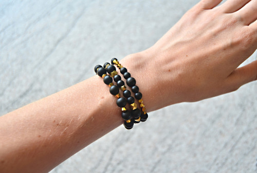 Náramek Simple Gold Onyx — foto 2