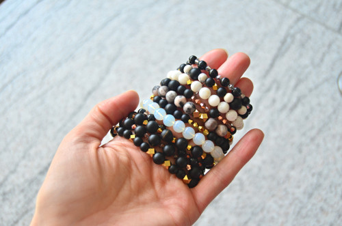 Náramek Simple Gold Onyx — foto 3