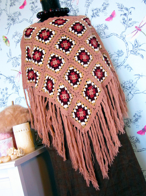 Háčkované boho pončo — foto 4