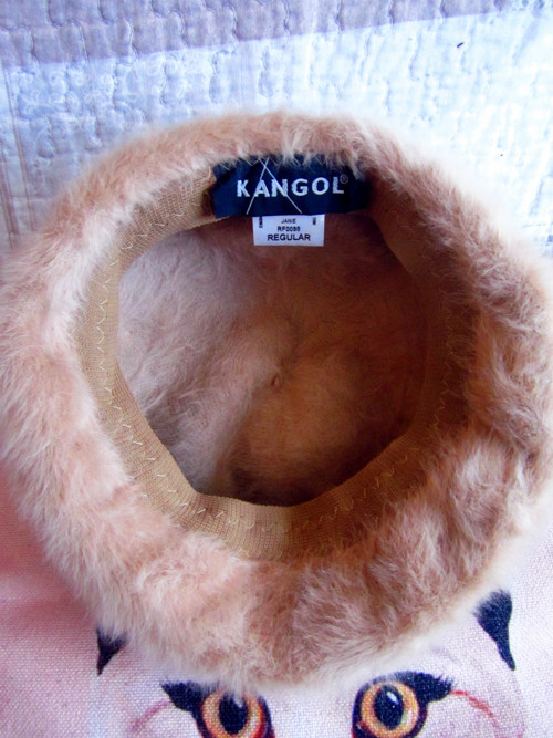 Anglický baret v top kvalitě — foto 4