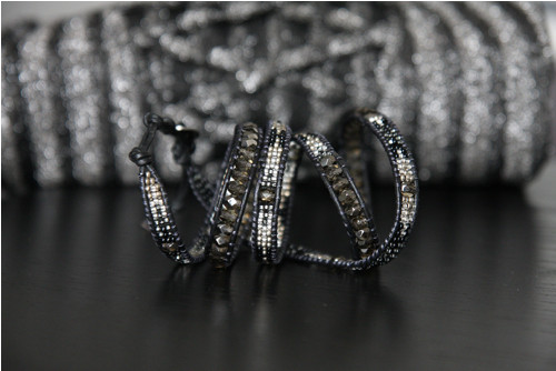 Stříbrnočerný náramek WRAP BRACELET — foto 3