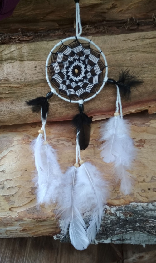 LAPAČ SNŮ - černo-bílá "spirála" — foto 3