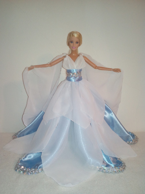 Antické šaty pro Barbie — foto 2