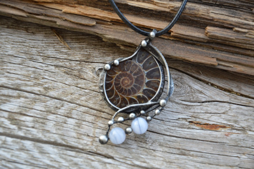 Amonitek a chalcedon — foto 2