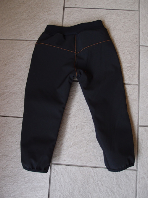 Softshell kalhoty + čepice a nákrčník — foto 2