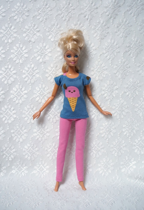 Komplet pro Barbie — foto 2