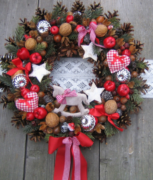Velký adventní věnec s koníkem — foto 3