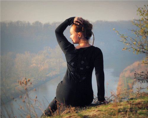 "Věčné objetí", šaty — foto 3