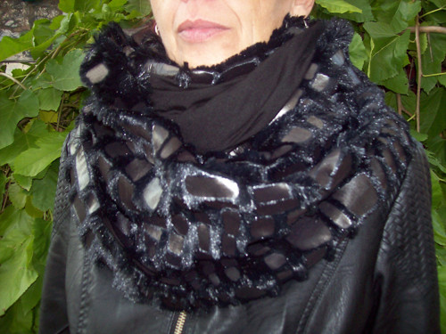 Dámský kožešinový nákrčník — foto 2