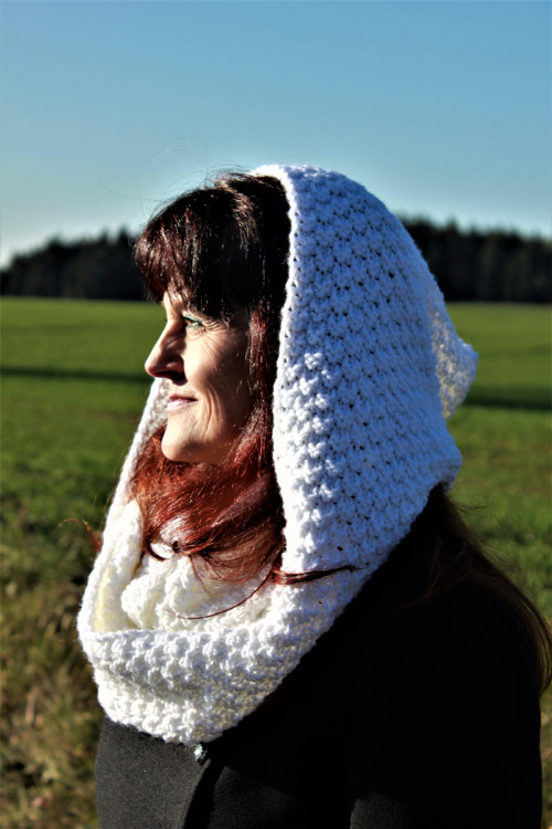 Šála s kapucí — foto 2