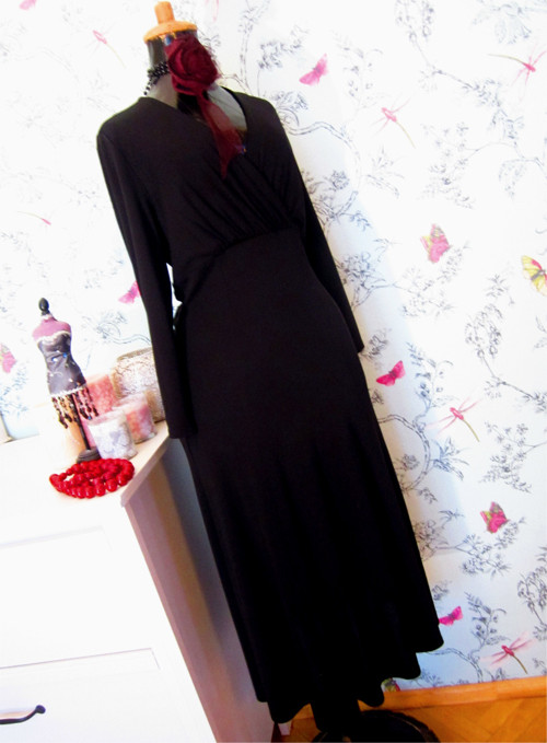 Little black dress — foto 4