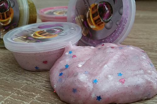 Hvězdičkový fluffy slime — foto 2