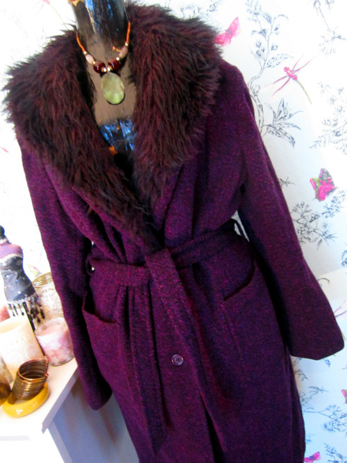 Kabát ultra violet s mega límcem — foto 2