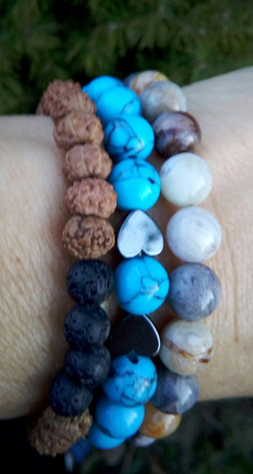 Náramek rudraksha a černá láva — foto 4