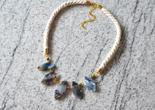 Náhrdelník ROPE AGATE GOLD BEADS — foto 2
