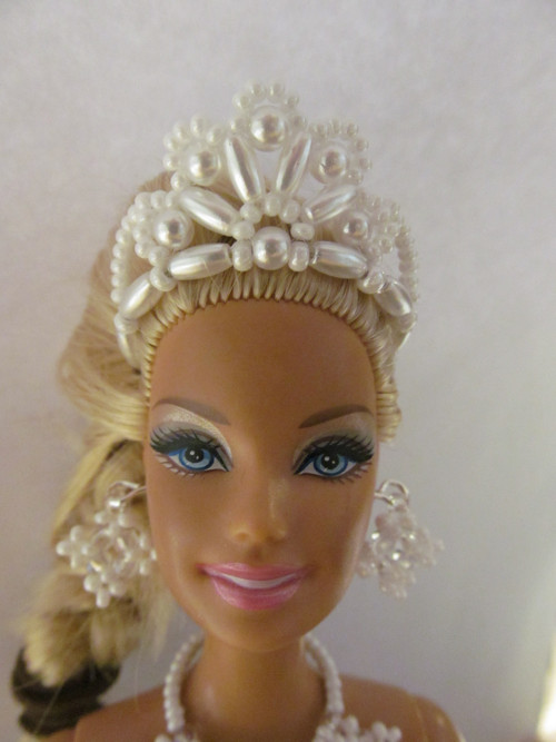 Čelenka pro Barbie - bílá — foto 2
