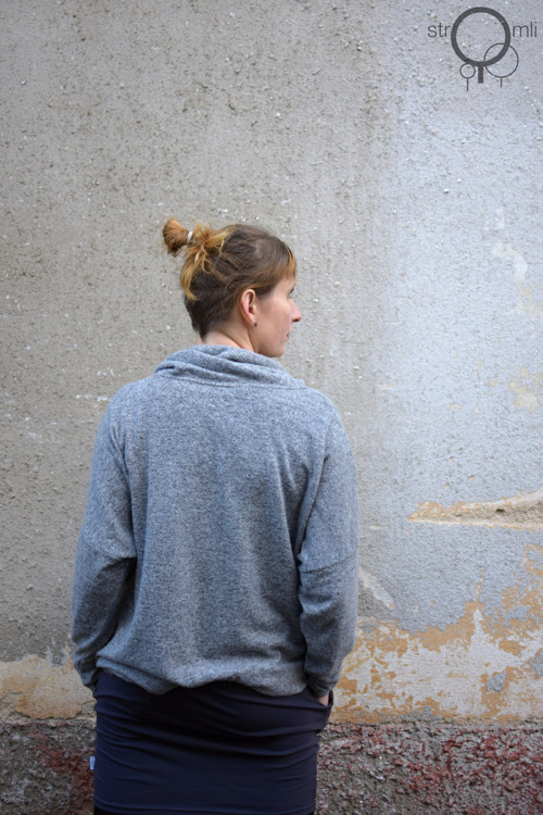 UNI světle šedé s límcem. — foto 2