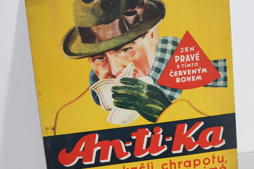 Reklamní cedule An-ti-ka proti kašli, chrapotu — foto 2