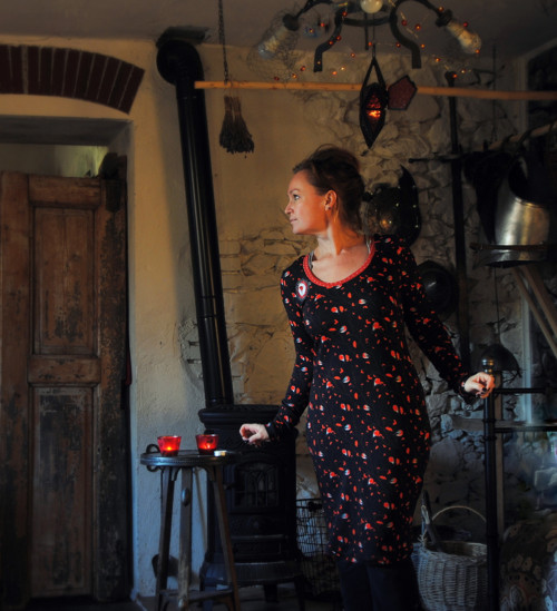 "Ptáčci zmrzlíci" midišaty / teplákovina — foto 3