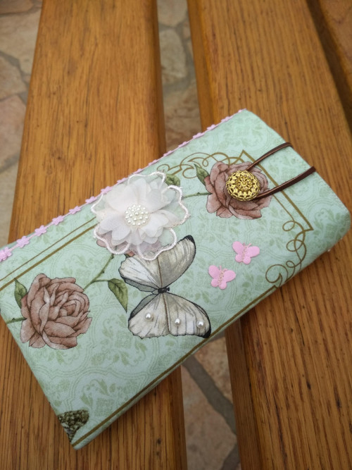 Obal na mobil BUTTERFLIES :-) — foto 4