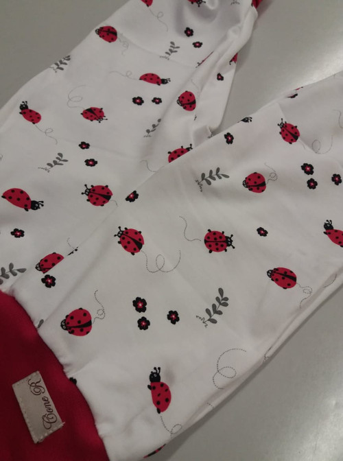 Kojenecké tepláčky vel. 74 " Ladybugs" — foto 2