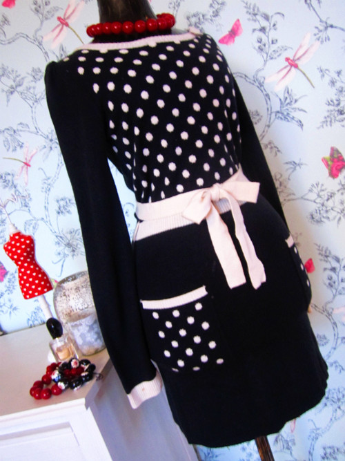 Šatečky v úpletu black&white dots — foto 2