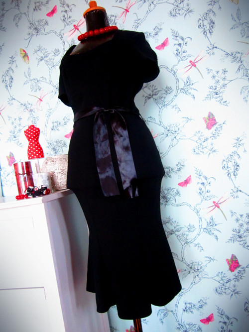 Little black dress — foto 3