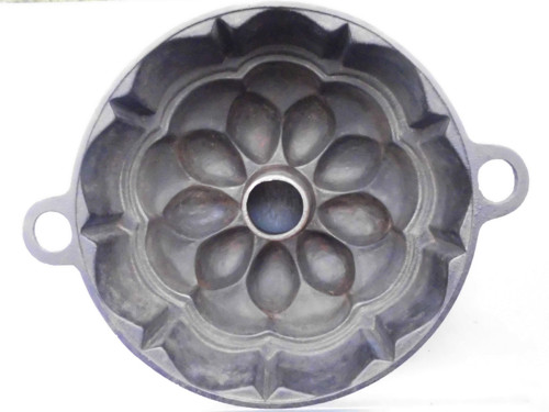 Litinová forma na bábovku (průměr 33 cm) — foto 2