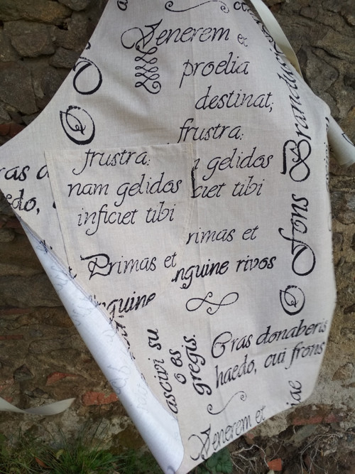 Latina - zástěra — foto 4