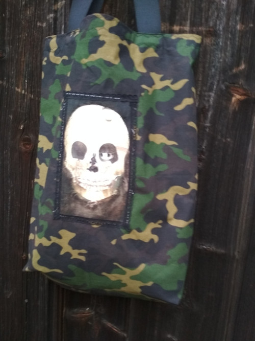 Army skull with Santoro girls — foto 3