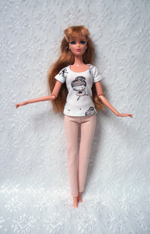 Komplet pro Barbie — foto 2