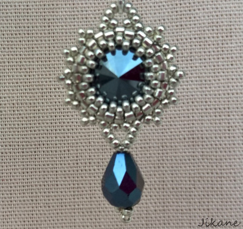 Stříbrné náušnice Swarovski hematit. — foto 2