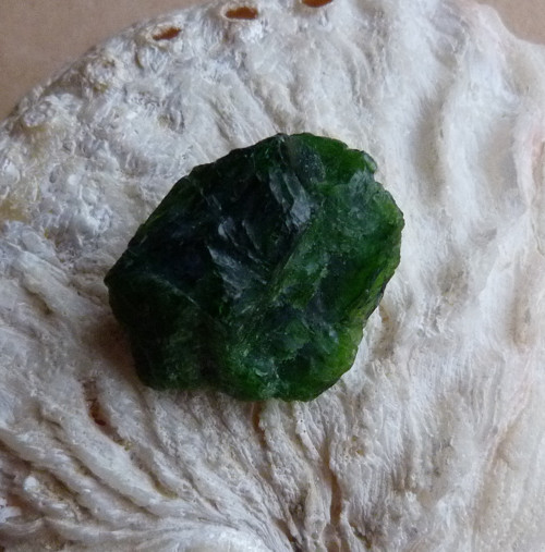 Chromdiopsid - 3 cm - Extra — foto 6