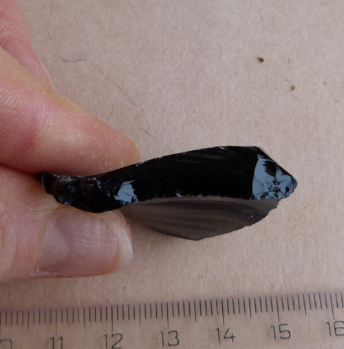 Obsidián černý surový - 4,1 cm — foto 5