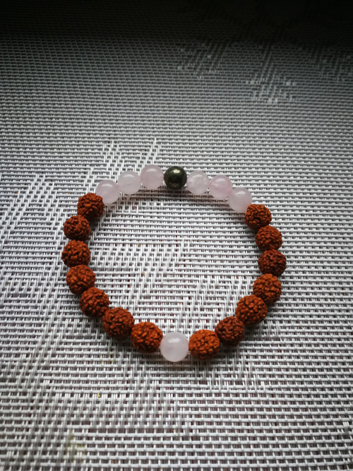 Náramek - růženín, pyrit, rudraksha — foto 3