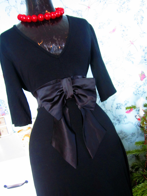 Little black dress extravagant — foto 2