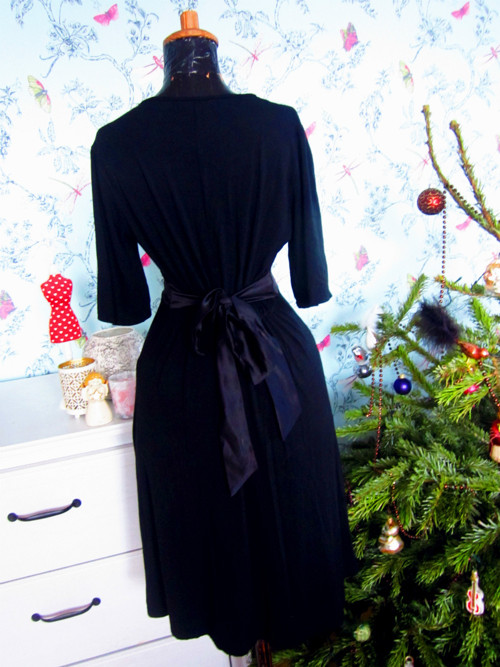 Little black dress extravagant — foto 4