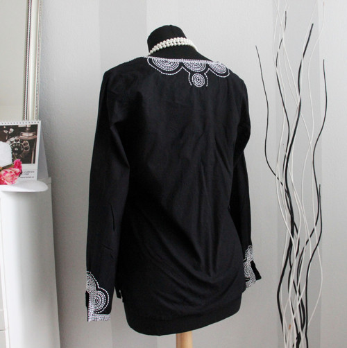 Nádherně vyšívaná černá chic blůzka — foto 4
